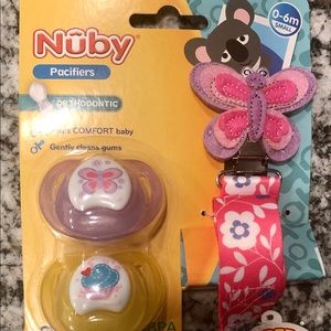 Nuby 2 Piece Pacifier Set with pacifier clip